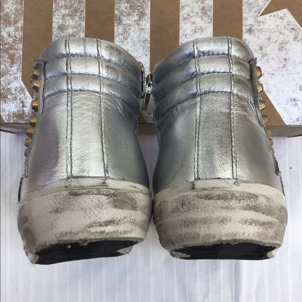 SOLD‼️GOLDEN GOOSE FRANCY SILVER STUDDED SNEAKERS - Picture 7 of 7